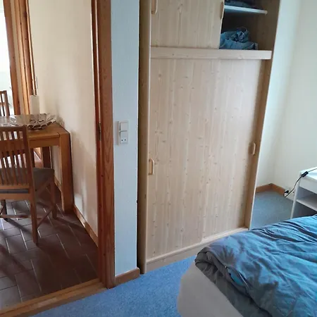 2 Bedroom 1 Bath Apartman